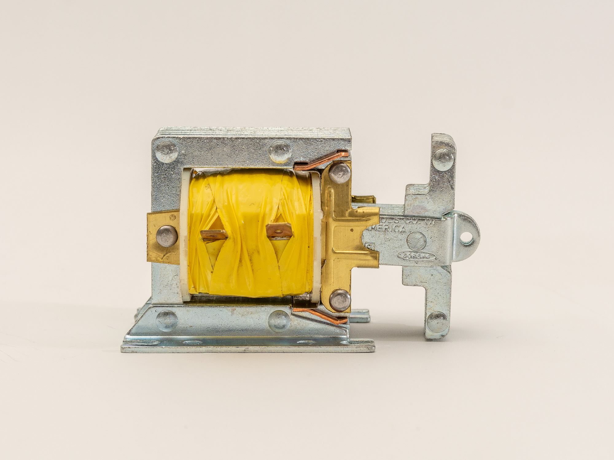 Solenoide Laminado Doble T 812
